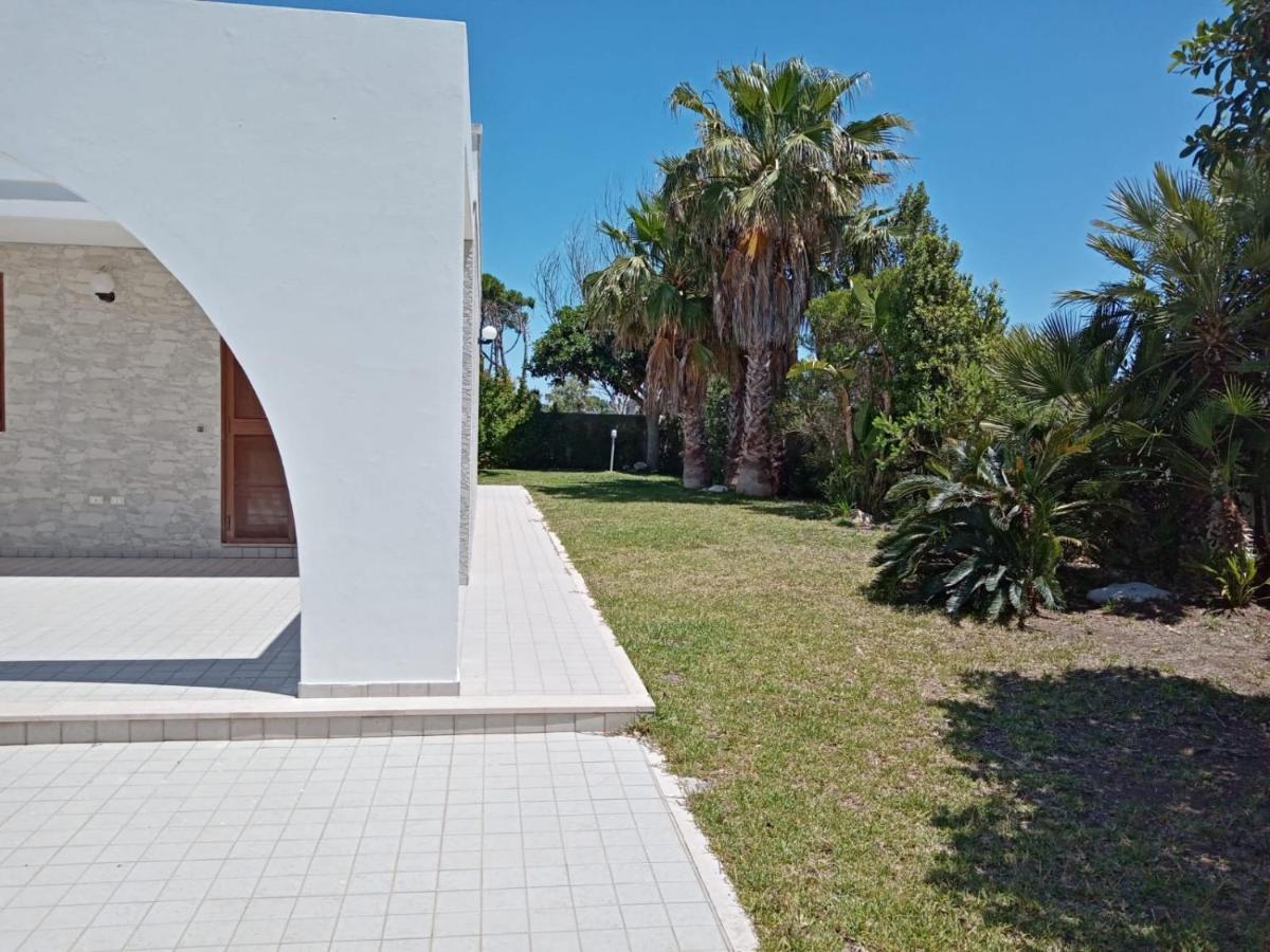 Dimora Alfas Torre Dell'Orso Villaggio Torre Saracena Exterior foto